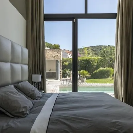 Tripez 5 Bedrooms With Pool Casa vacanze Saint-Tropez